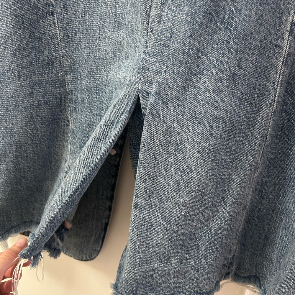 SER.O.YA Hollis Blazer Distressed Blue Denim Jacket with Leopard Lining - Picture 6 of 6